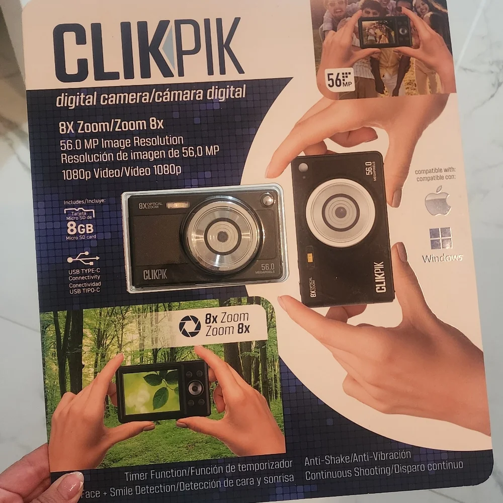TRAVEL - 8x Zoom - Digital Camera - CLICKPIK